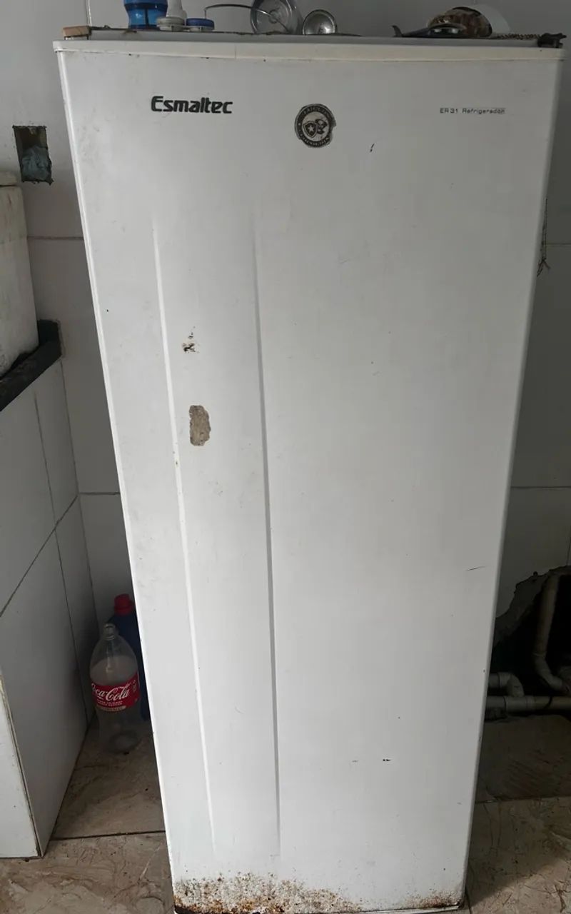 Geladeira com defeito 