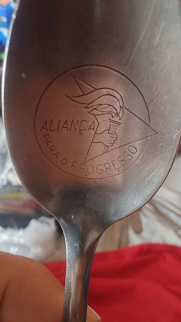 Antiga colher anos 60 do programa Aliança para o progresso - Rara  peça 