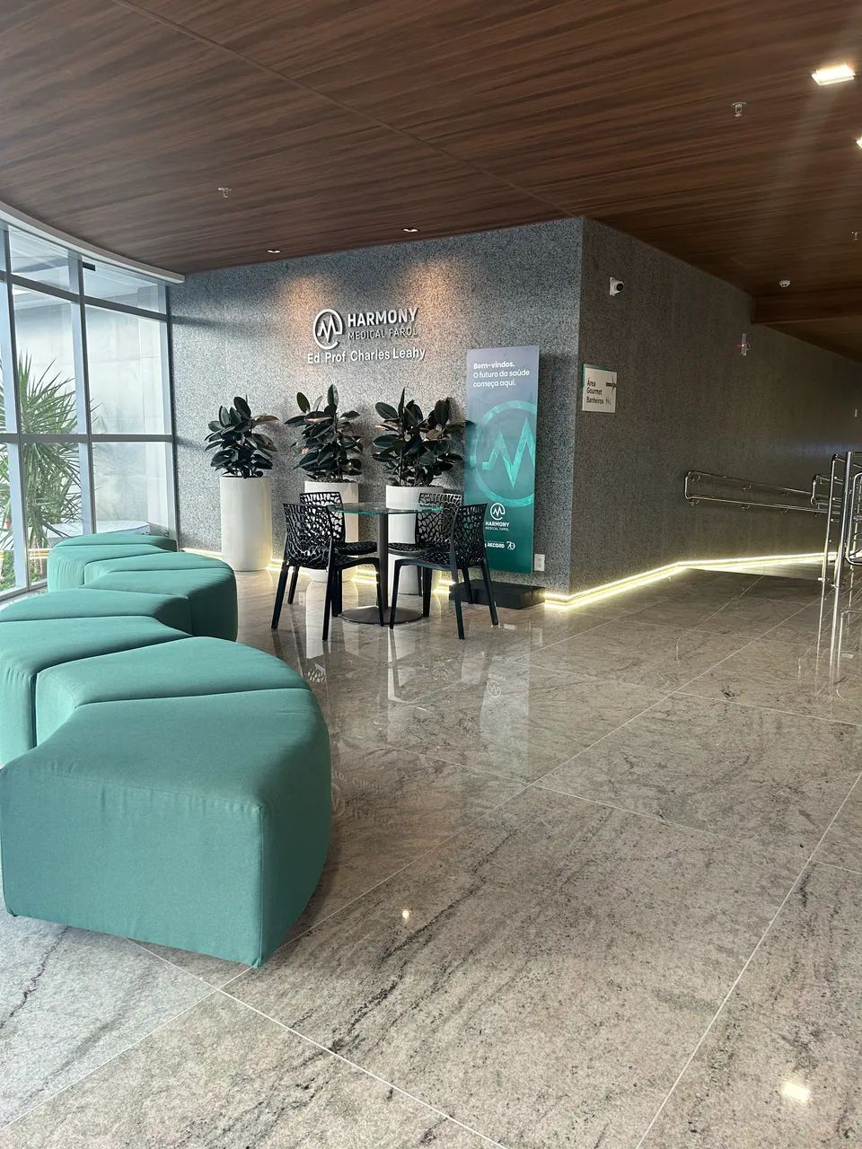 Alugo/   sala comercial/ loja / térreo/ no Harmony Farol - Térreo  - Foto 6