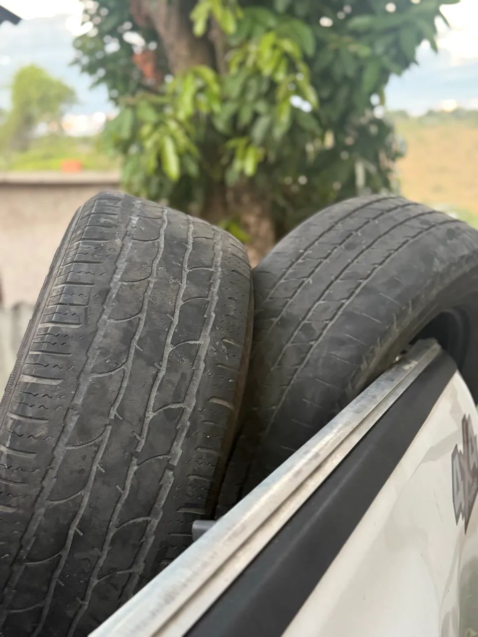 Peneu Hilux 265/60 R18 - Foto 2