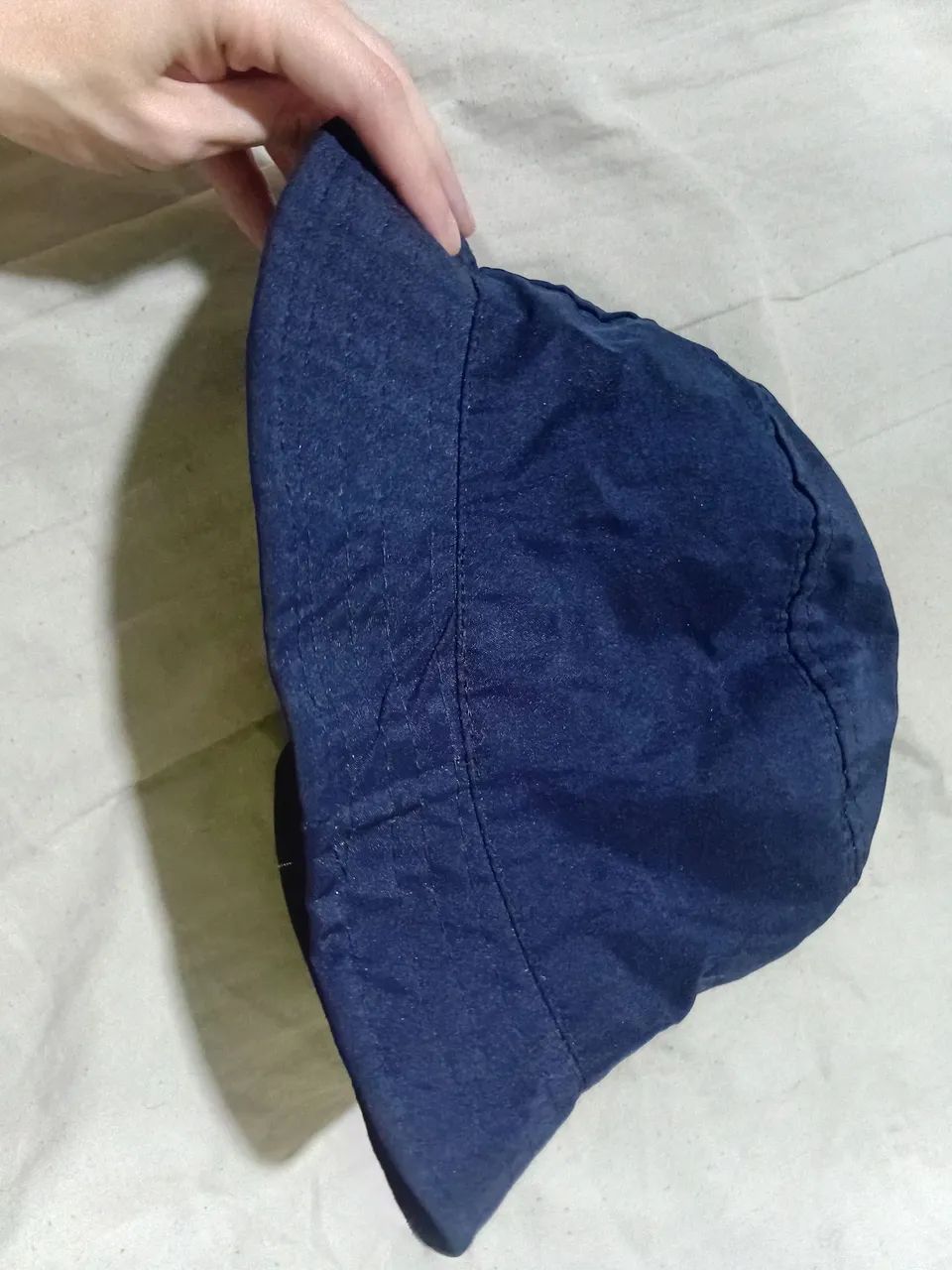 Bucket hat