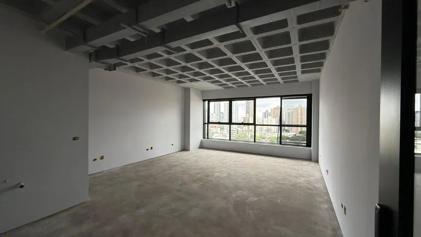 Sala Comercial Ed. Phenom 12o Andar