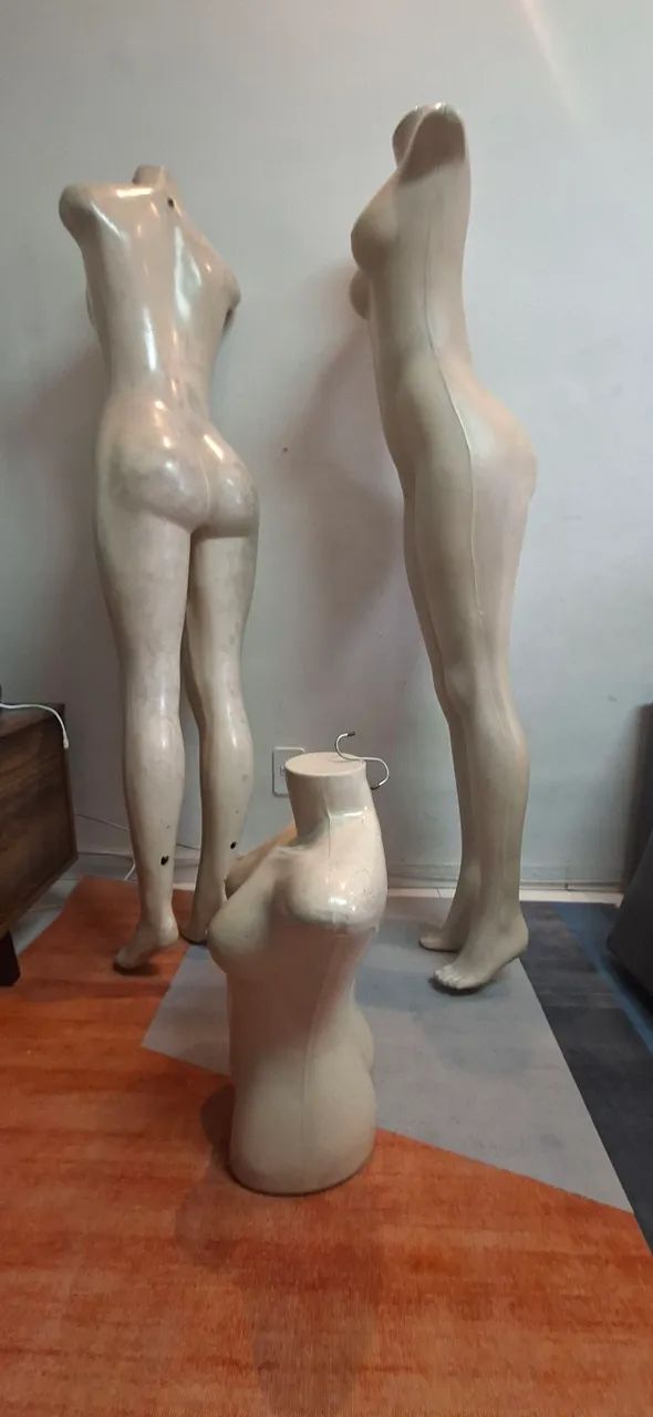 Manequins expositor de plástico  - Foto 4