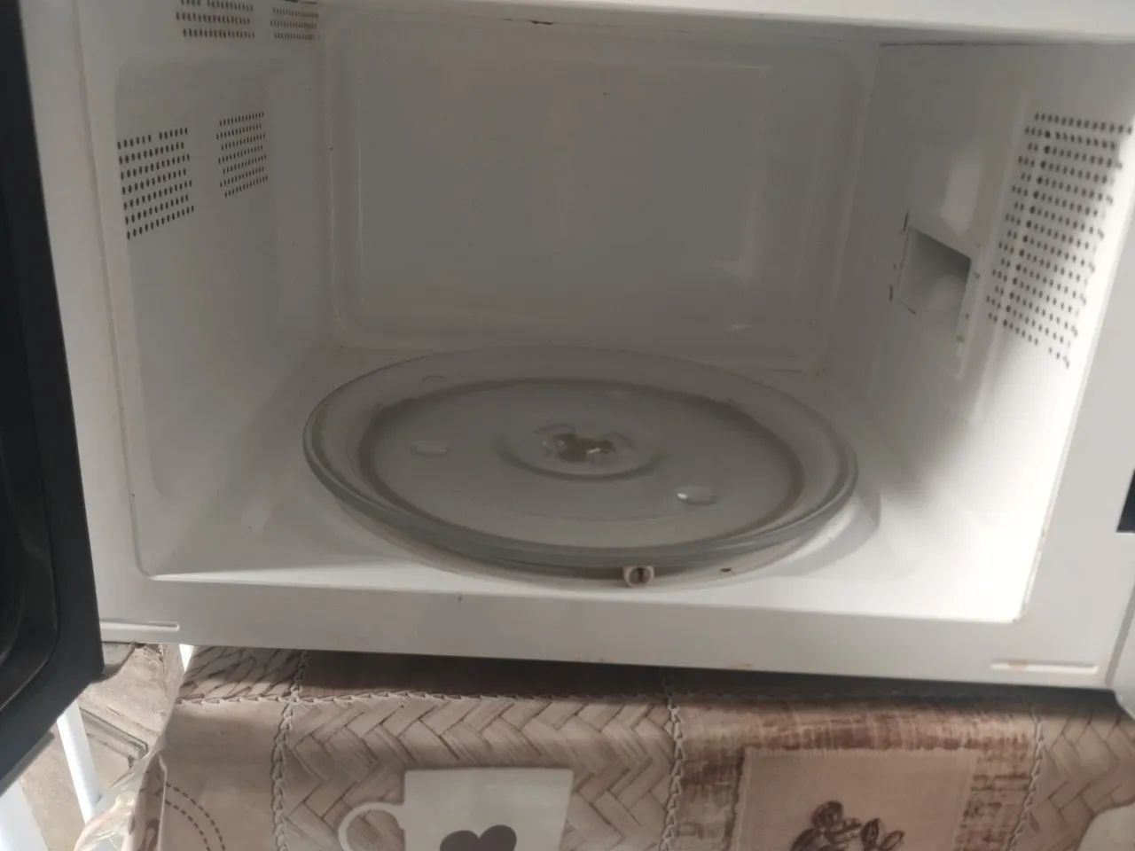 Vendo Microondas Philco 26L com defeito - Foto 4