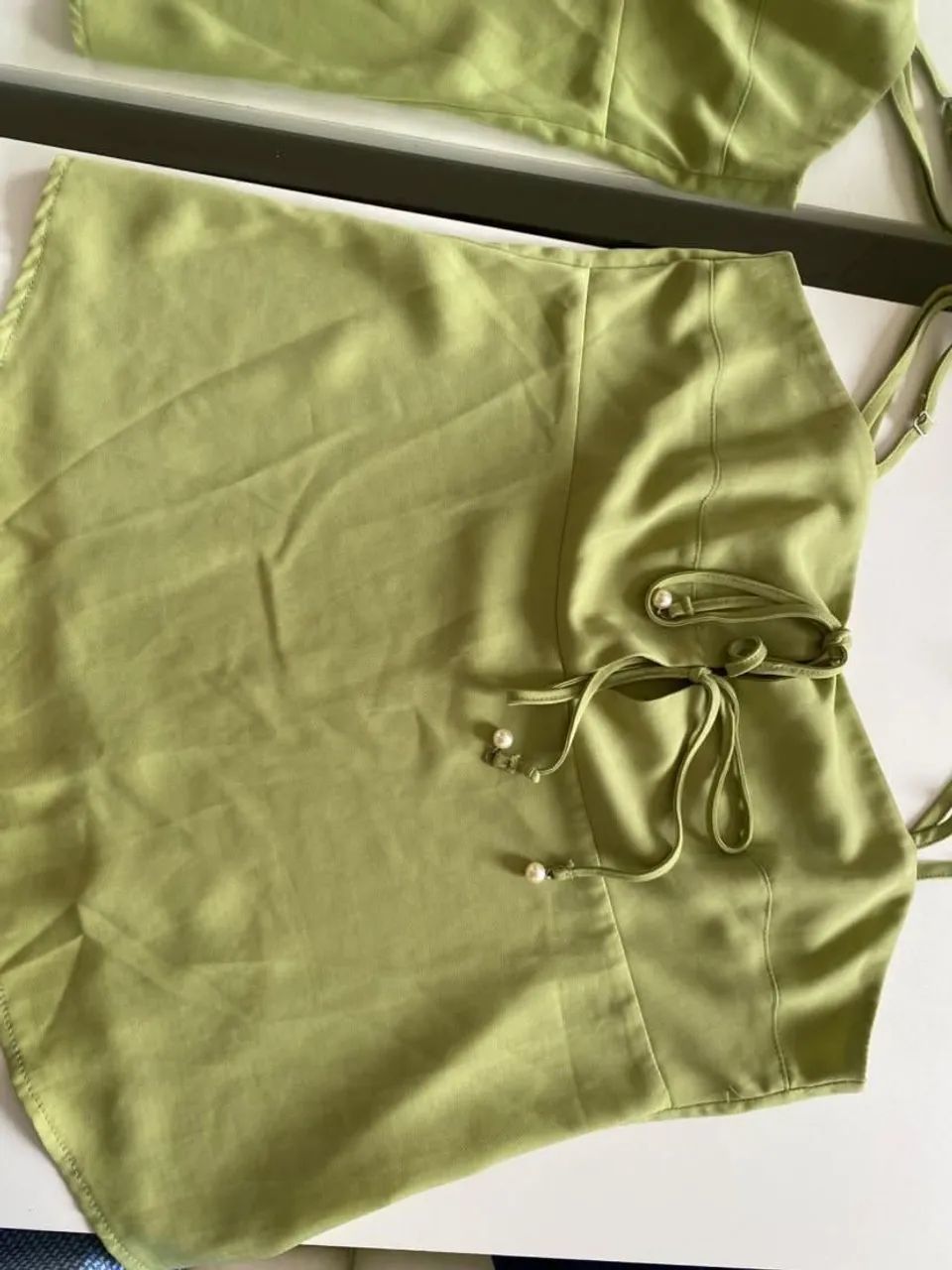 Blusinha verde amarração 