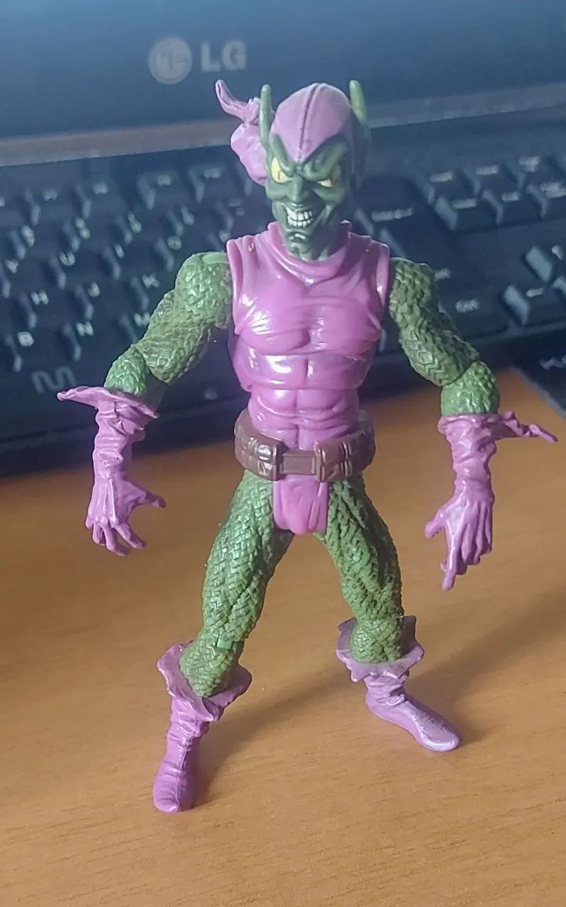 action figure duende verde marvel legends hasbro 2009 - Foto 2