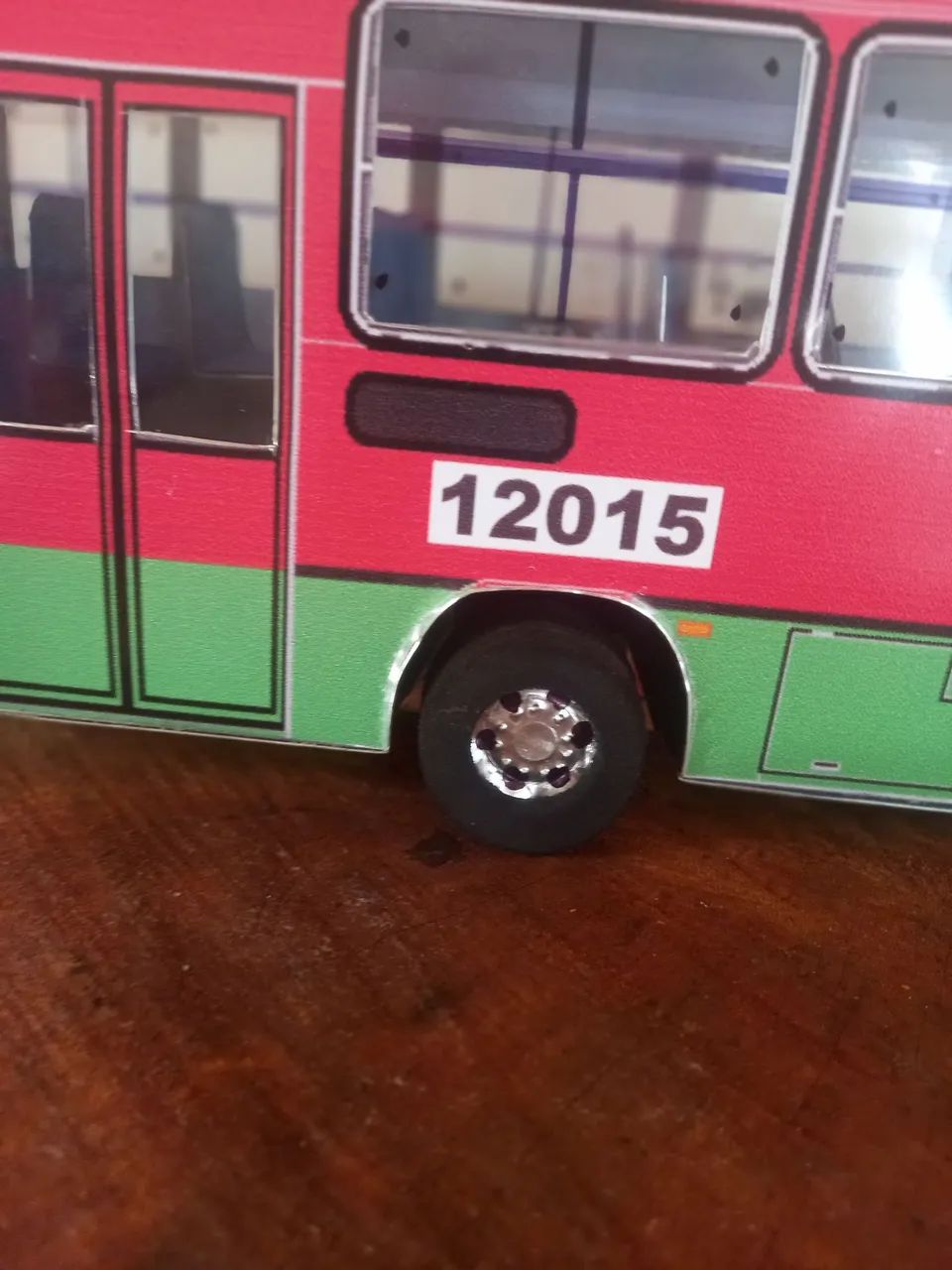 Onibus miniatura coroadinho bom Jesus 