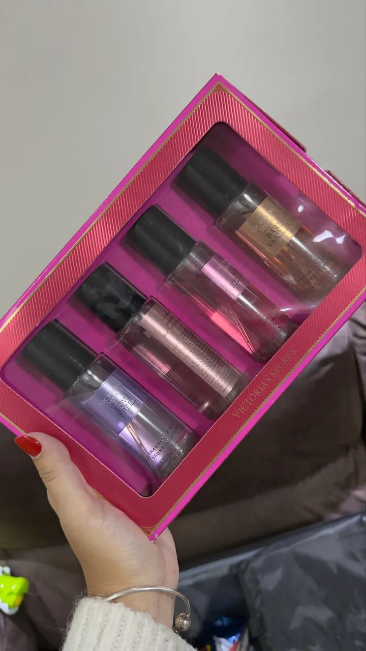 Victoria Secrets - kit 4 bodys