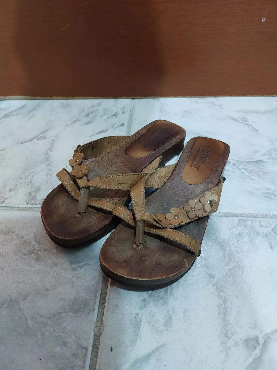 Tamanco marrom tamanho 34