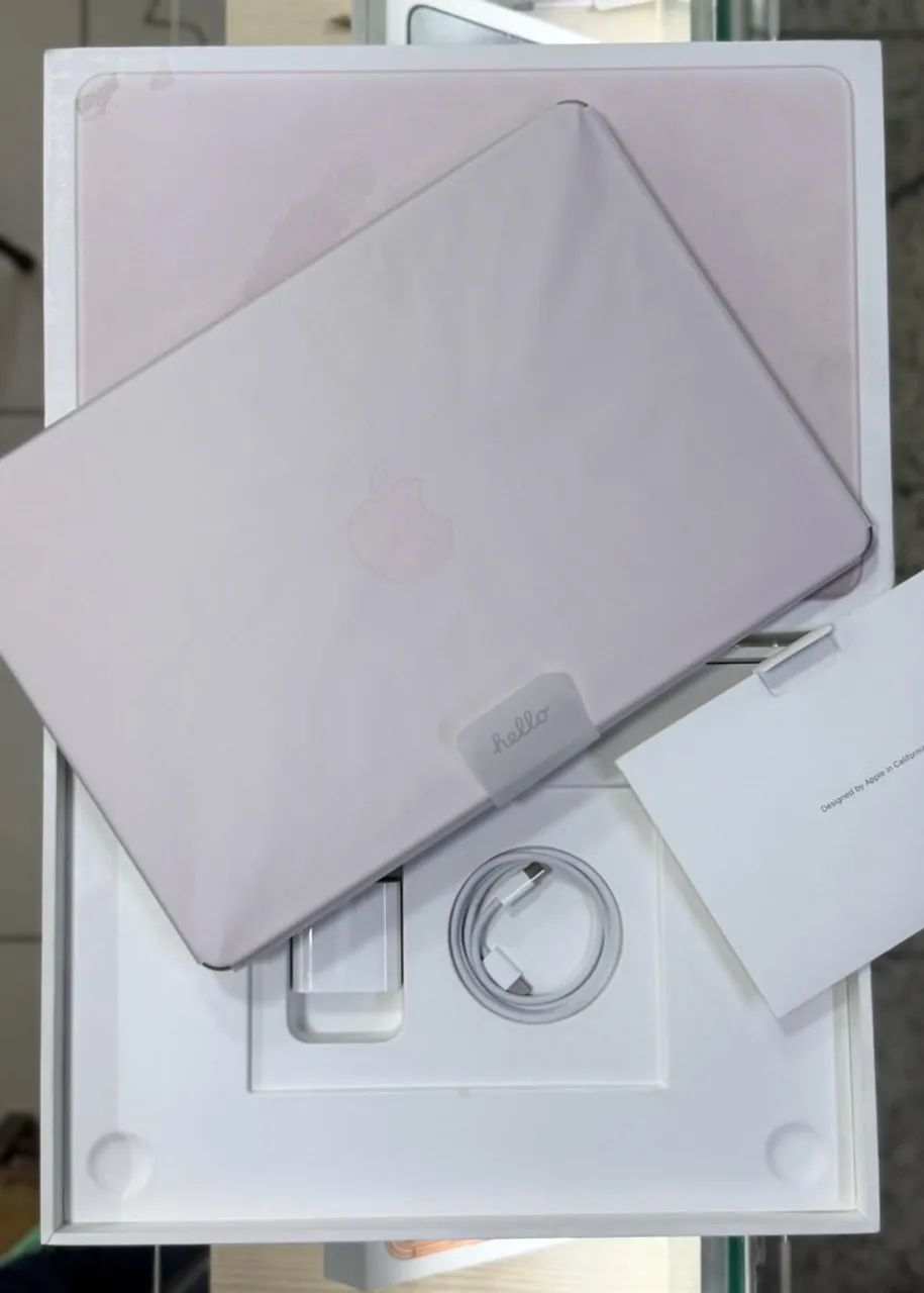 Macbook neo 8gb / 256gb apenas 3 ciclos e apenas 2 meses de