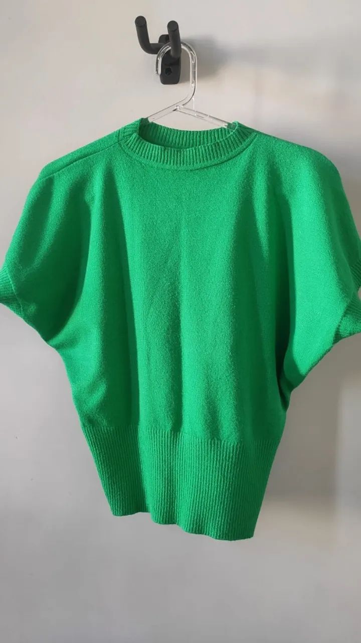 Blusa de Tricô Verde Manga Morcego