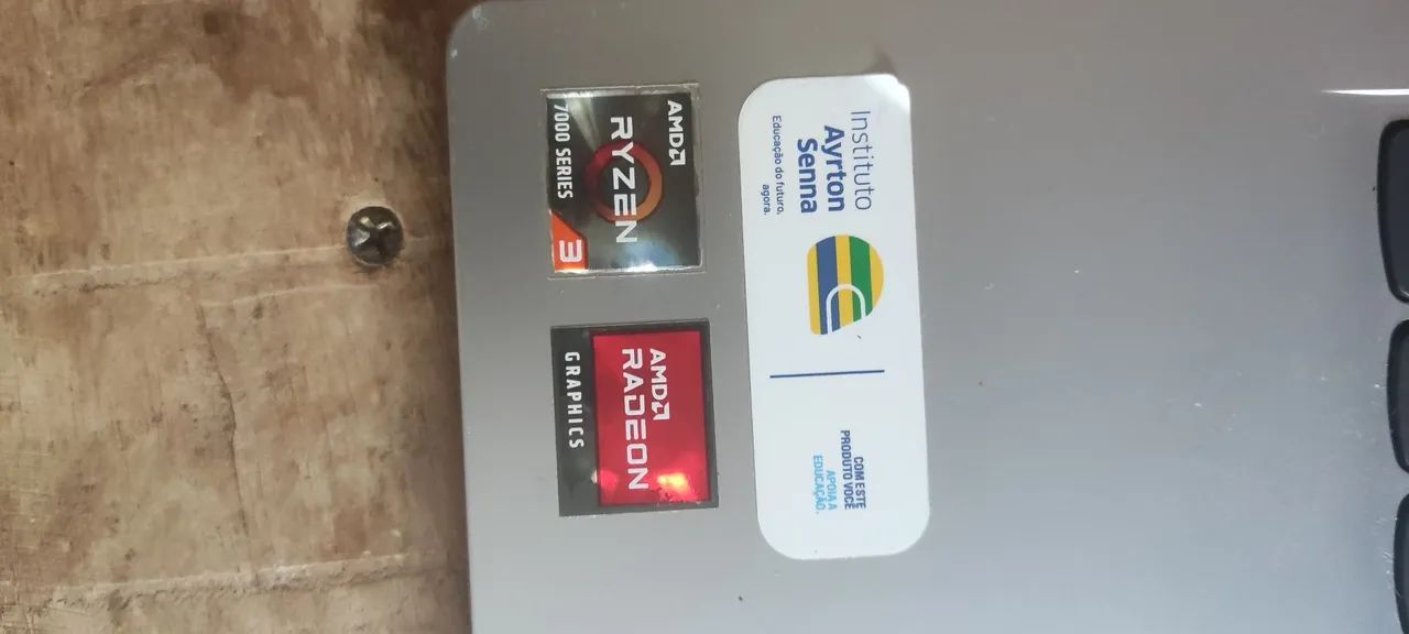 Notebook Lenovo vendo ou troco  - Foto 2