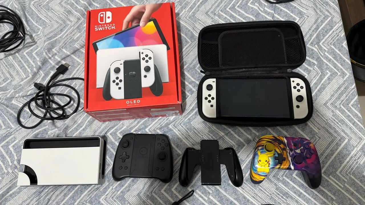 Console Nintendo Switch Oled - com jogos.