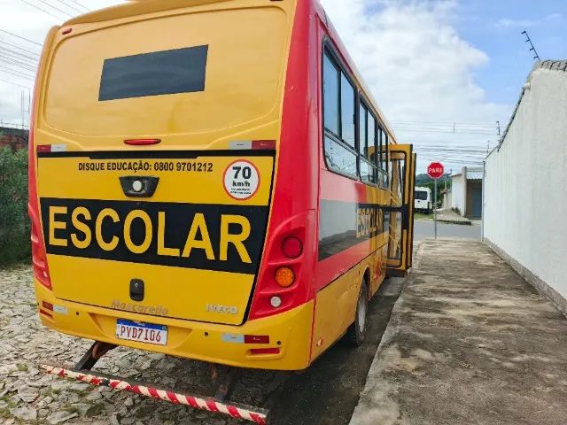 Vendo Microônibus Iveco  - Foto 3