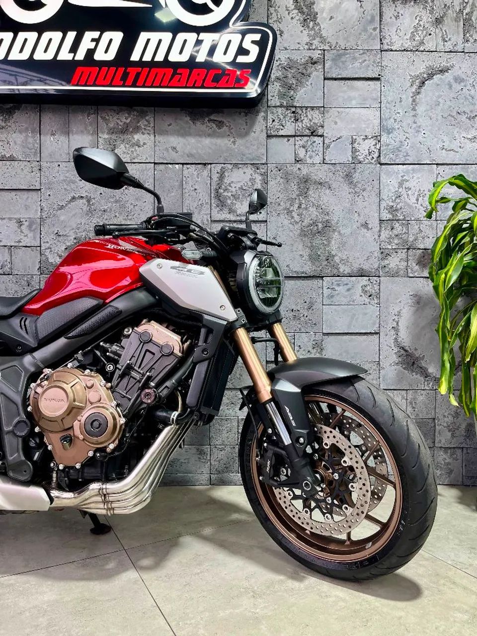 Honda CB650R ABS 2022 ESTADO DE ZERO  - Foto 2