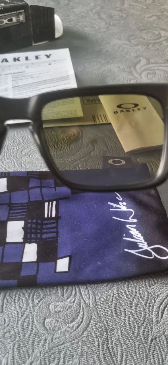 Oakley Hoolbrook Julian Wilson Original