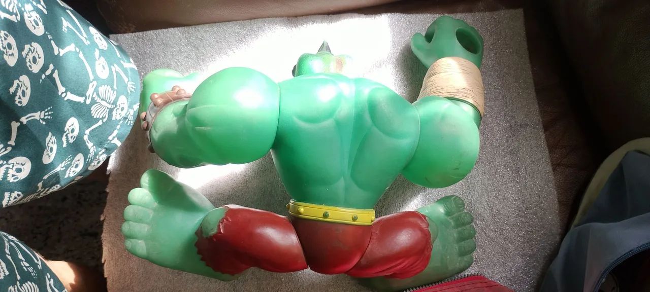 Boneco mega Monsters Adjomar antigo