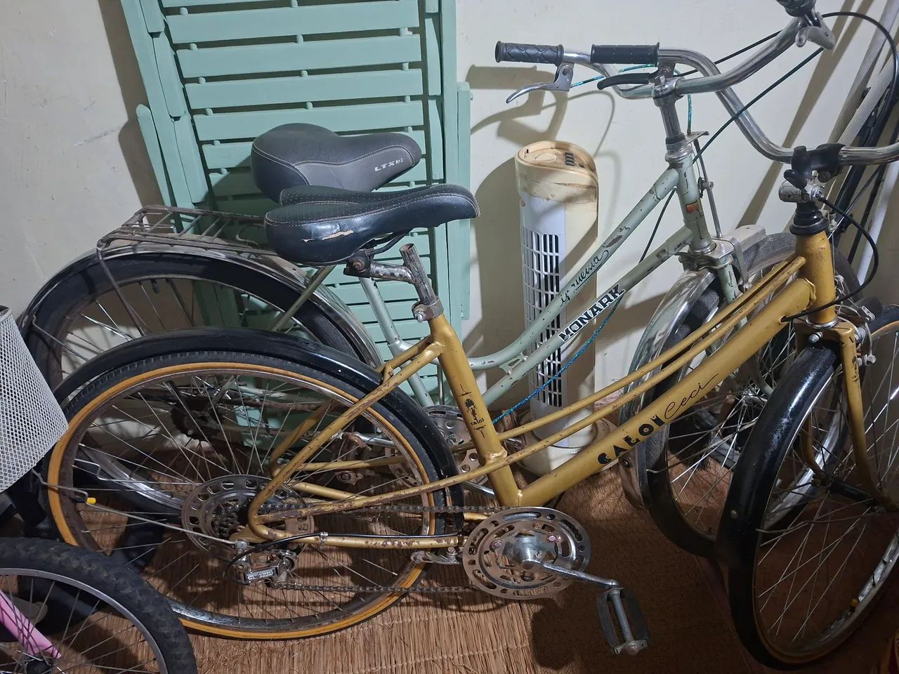 Vendo essas bicicletas antigas  - Foto 4