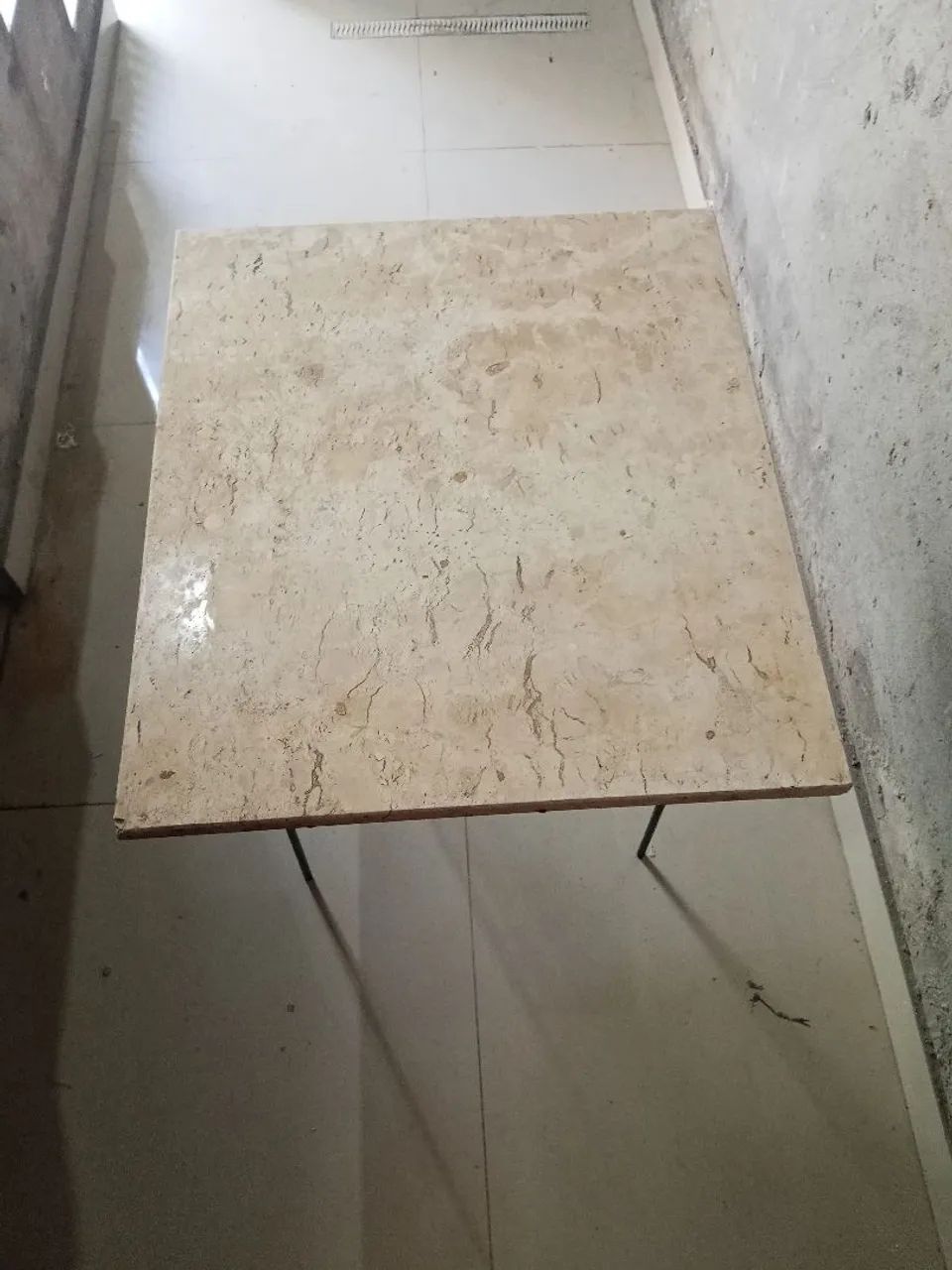 Vendo mesa de centro de granito bege Bahia  - Foto 2