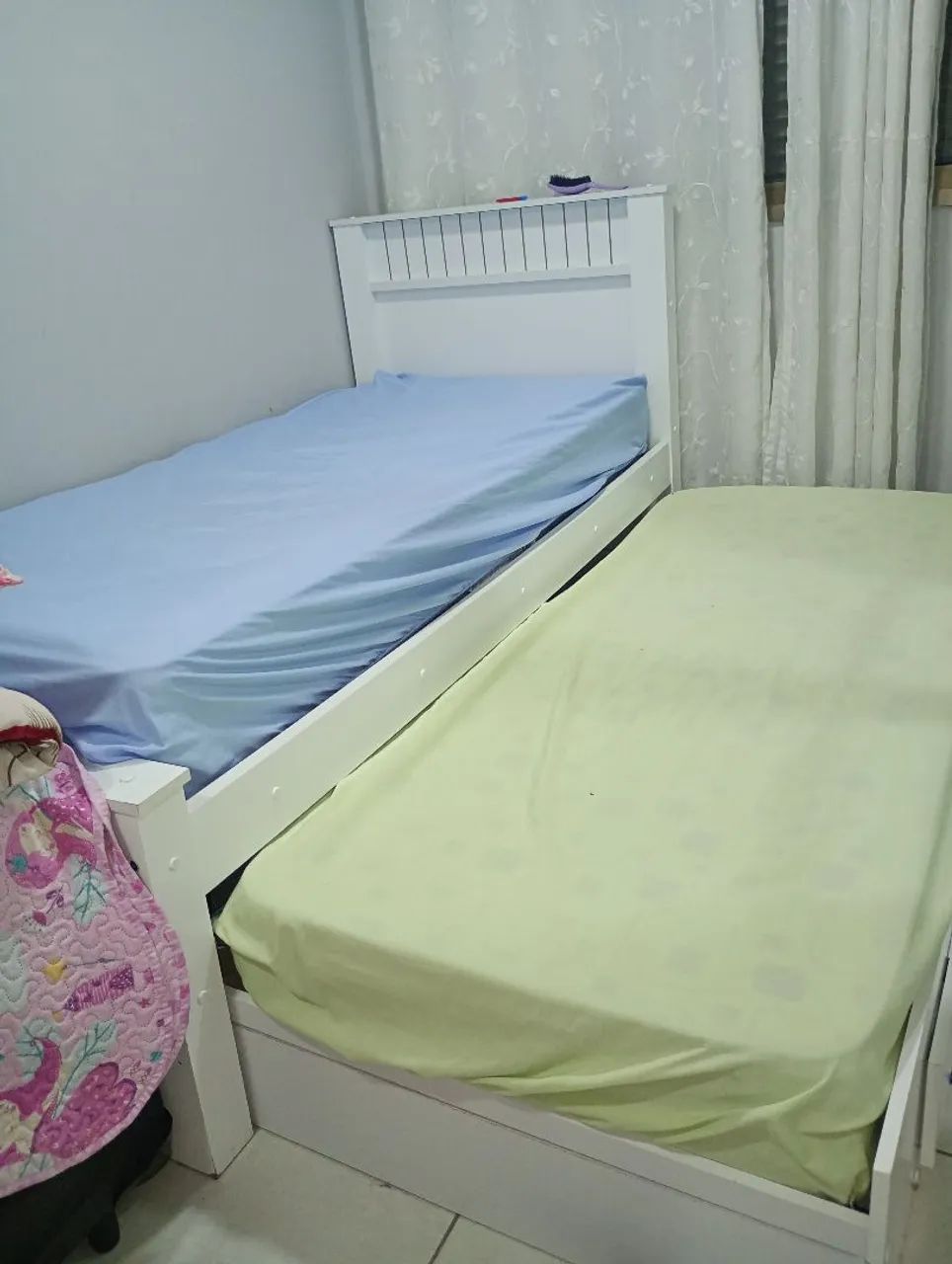 BI cama solteiro com cama auxiliar e gavetas