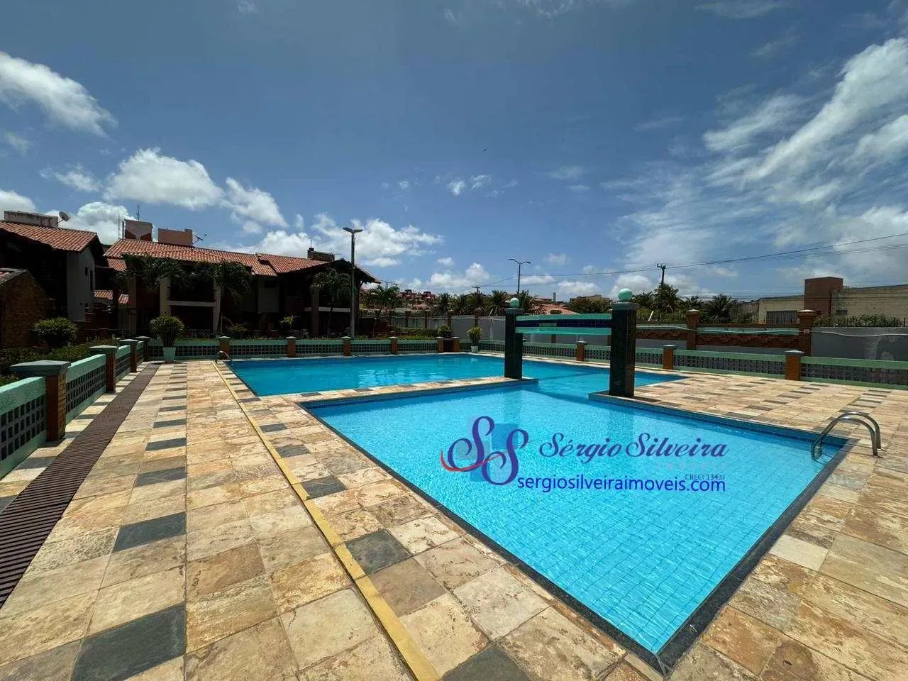 Casa nascente com 5 suítes próximo ao Beach Park - Porto das Dunas