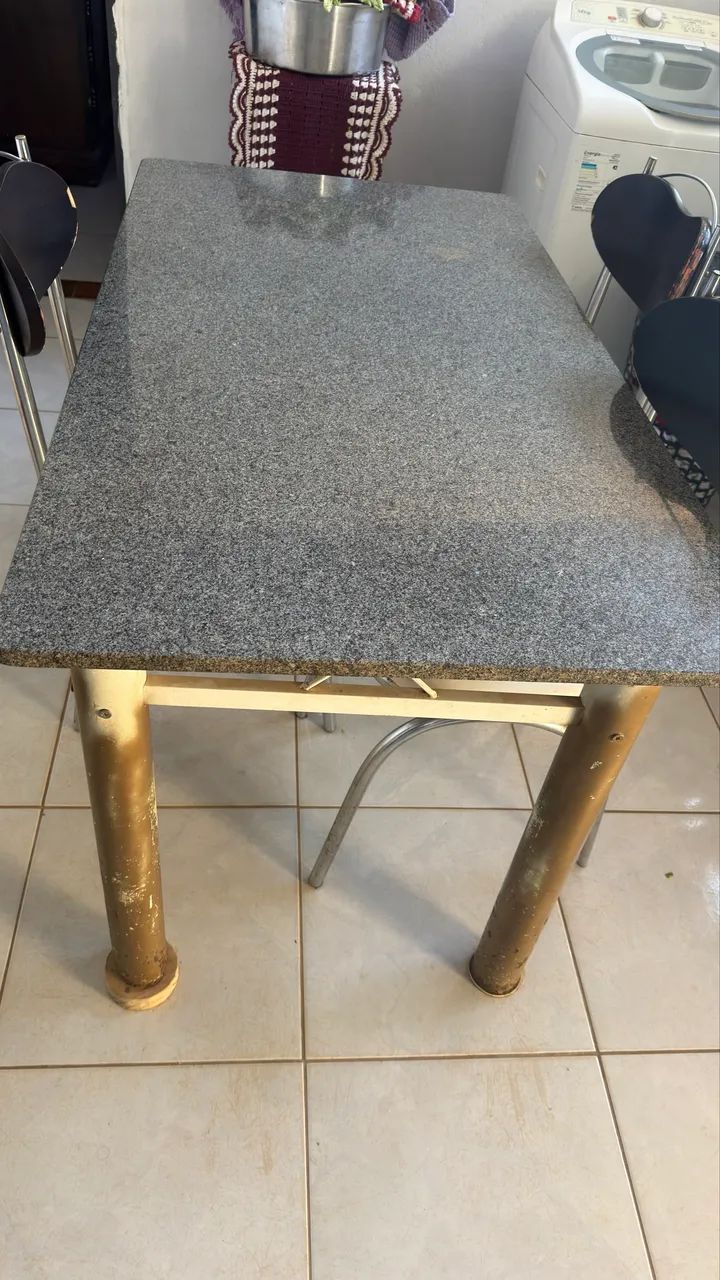 Mesa simples - C/ 3 cadeiras - Foto 2