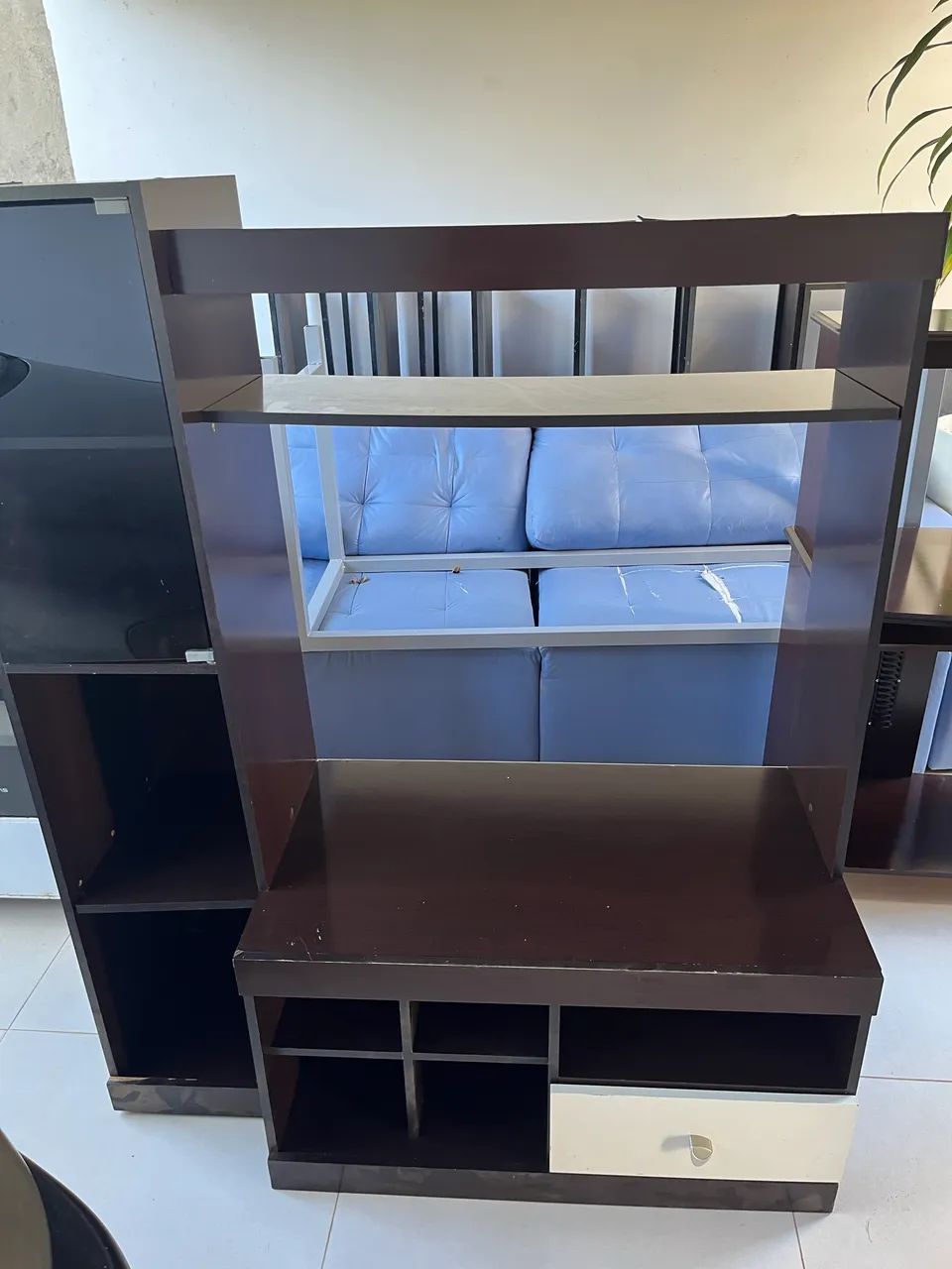 Rack para tv com cristaleira
