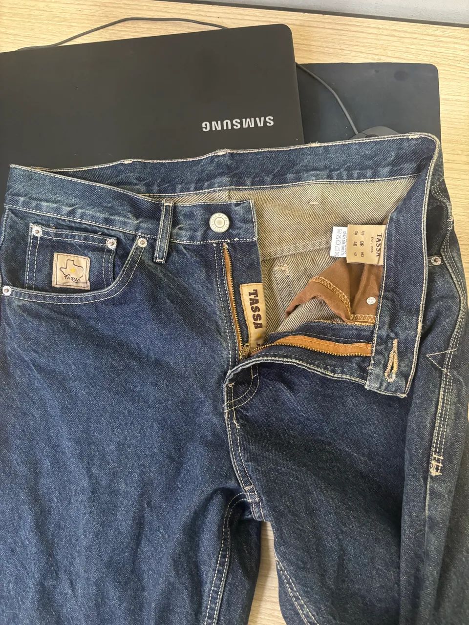 BOTINA DA CALVAS BOOTS E CALÇA DA TASSA - Foto 3