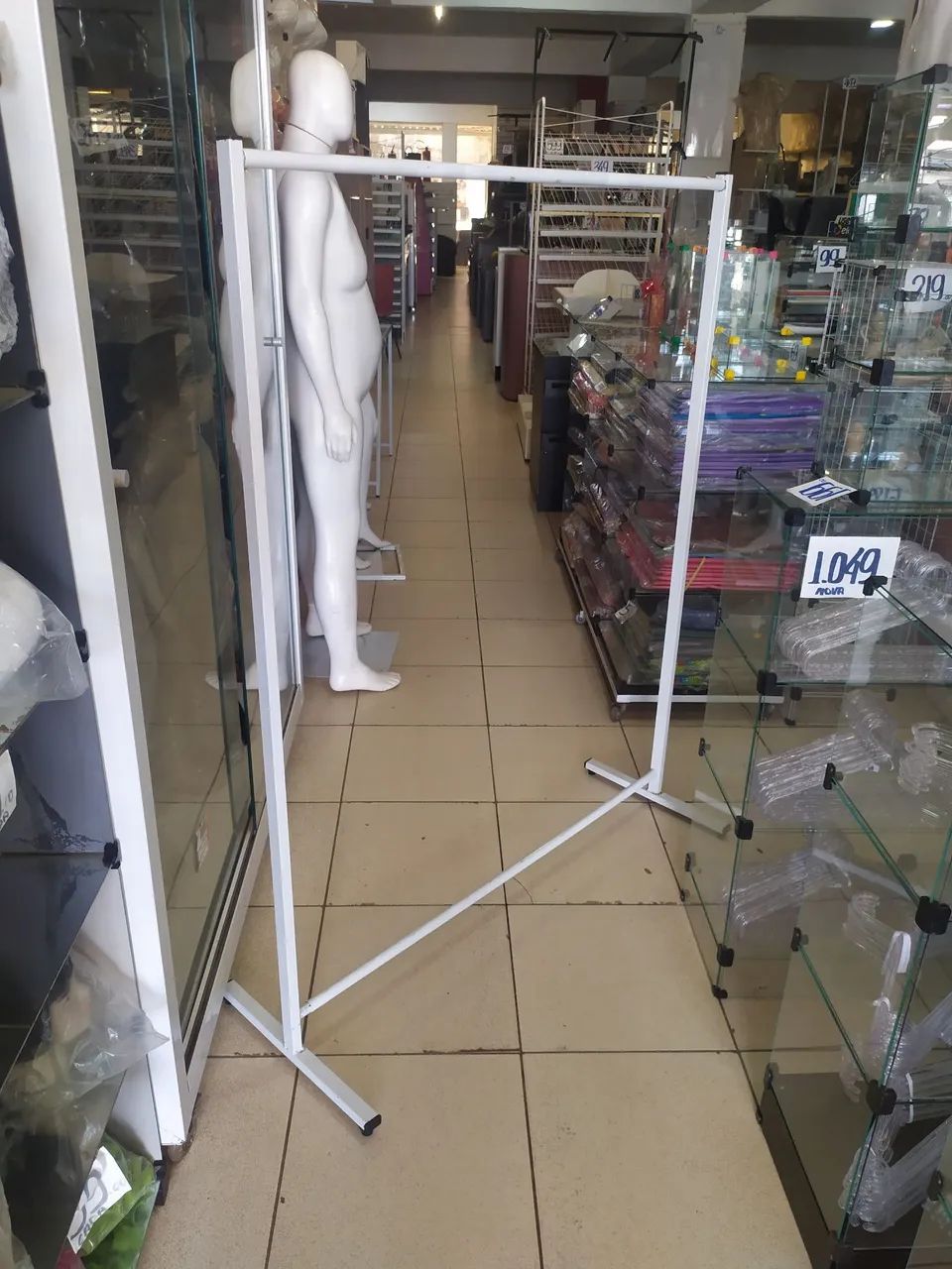 Arara de chão  - Foto 2