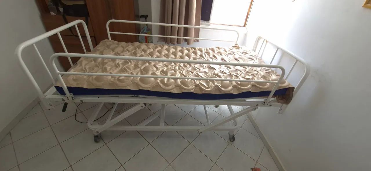 Cama hospitalar semi nova - Foto 3