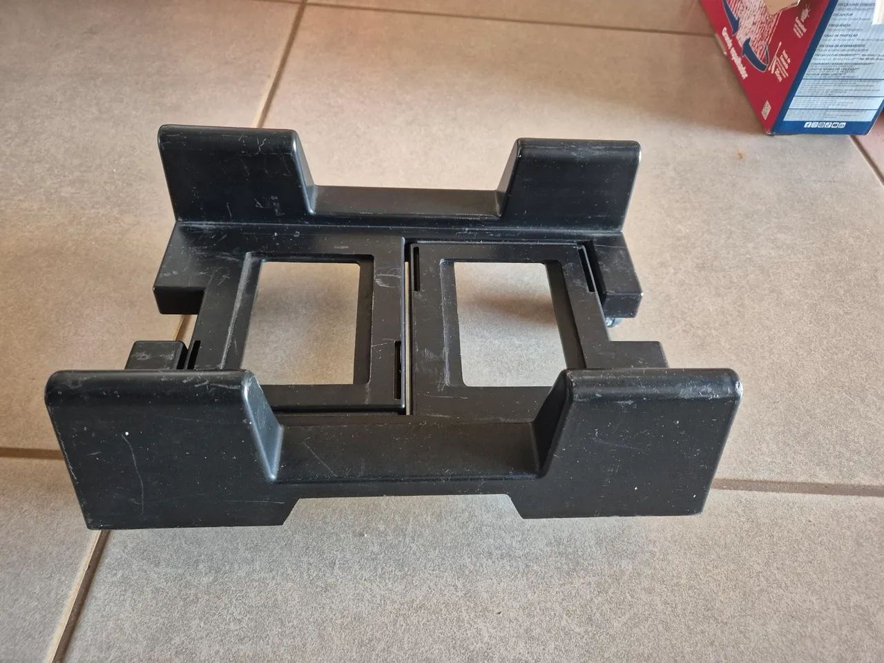Suporte carrinho para CPU - Foto 3