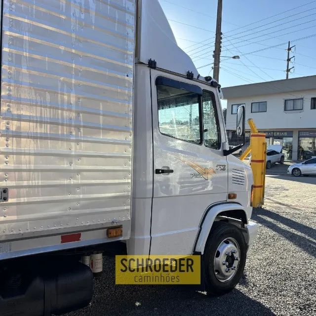 M.Benz 710 - Foto 3