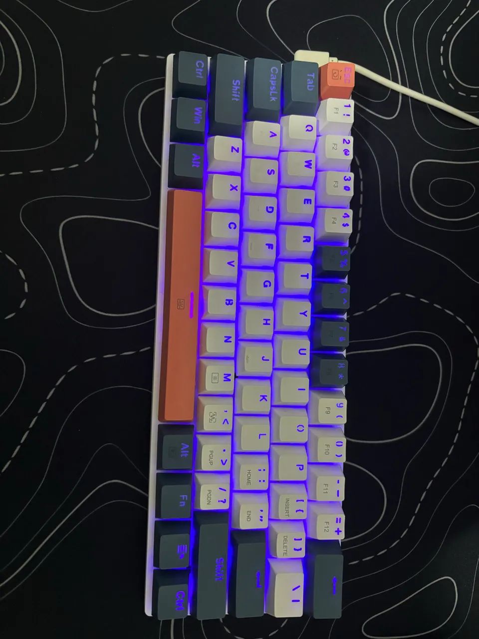 Teclado Machenike K500 B61 switch red