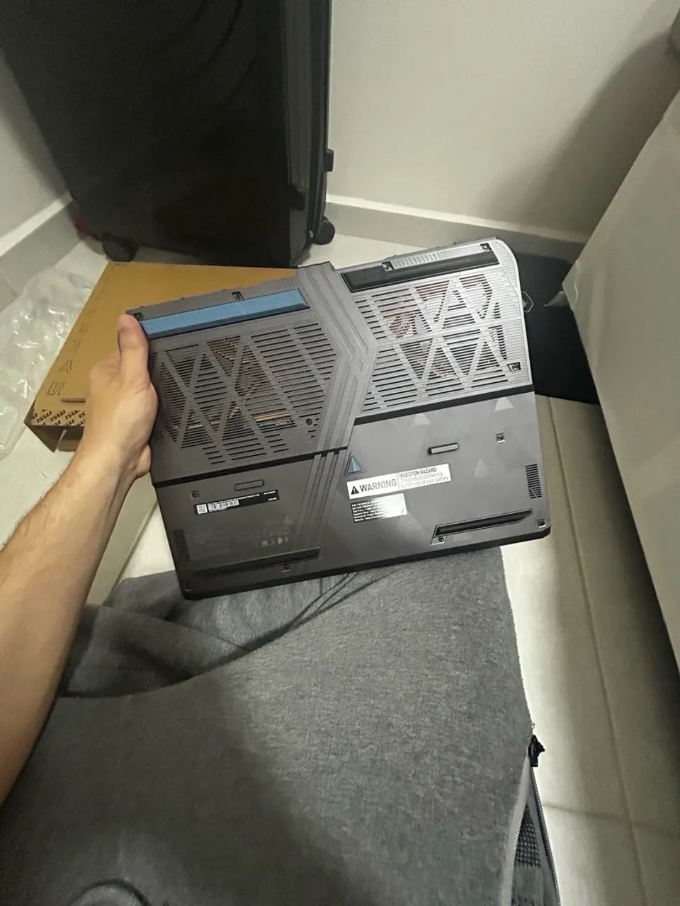 Notebook RTX 5080 MSI Vector - na caixa - Foto 2