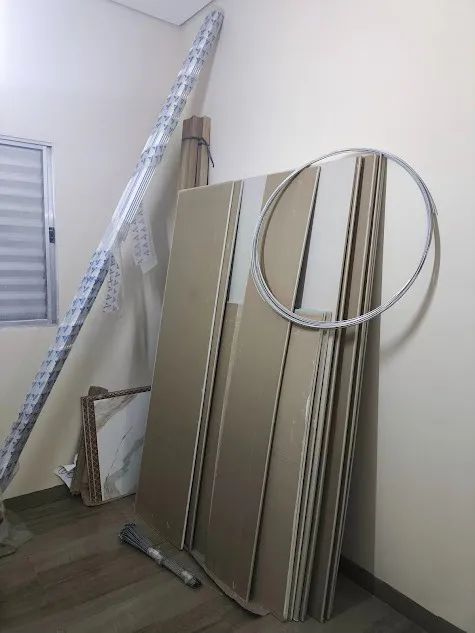 Placa de Drywall, tirante, tabica e arame