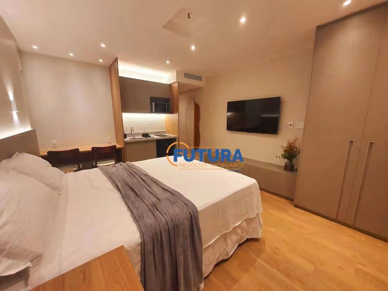 Flat 32 m² - Ed Kubitschek Plaza 100% Mobiliado e reformado