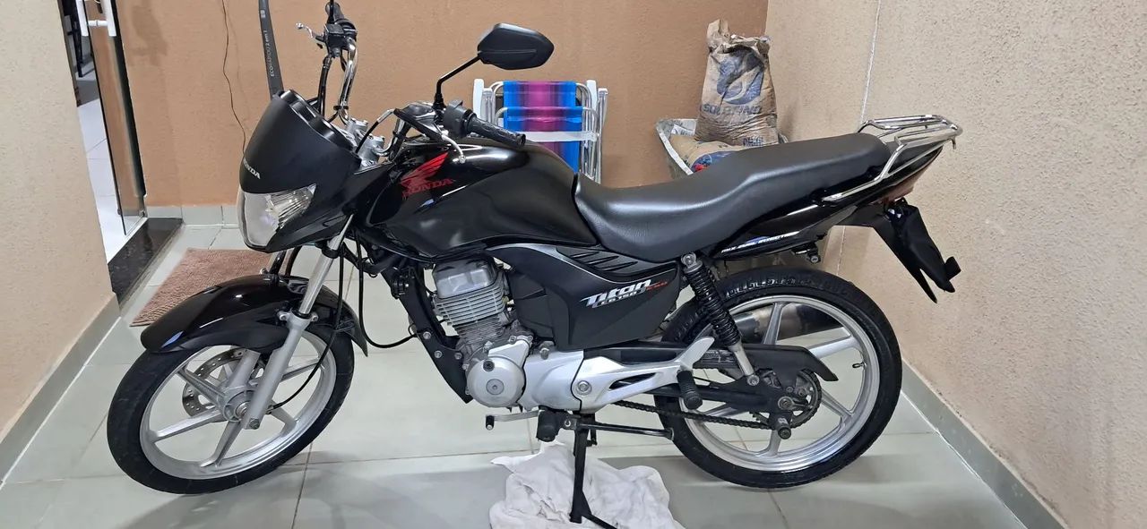 Moto em perfeito estado