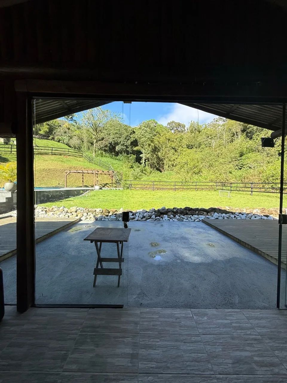 SÍTIO COM PISCINA PARA ALUGAR  - Foto 2