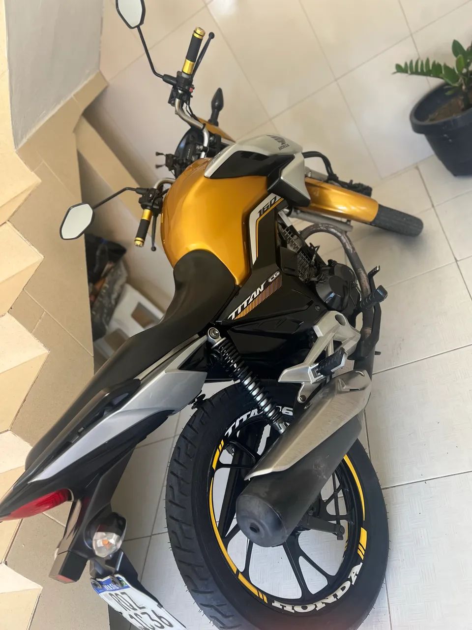 160 titan 2022 - Foto 4
