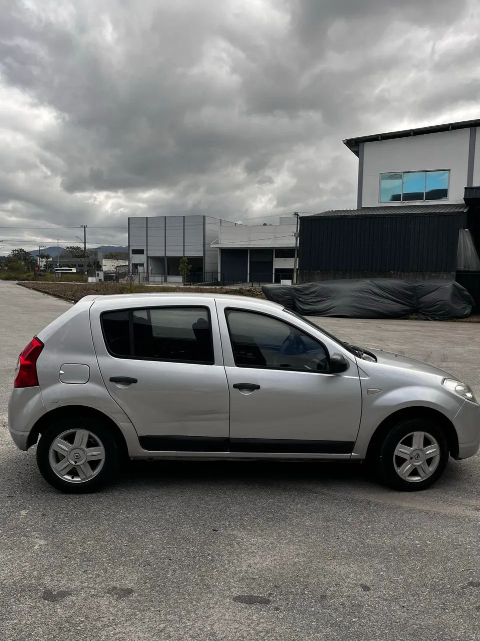 Renault Sandero Expression Hi-flex 1.6 8V 5P 2010 - Foto 2