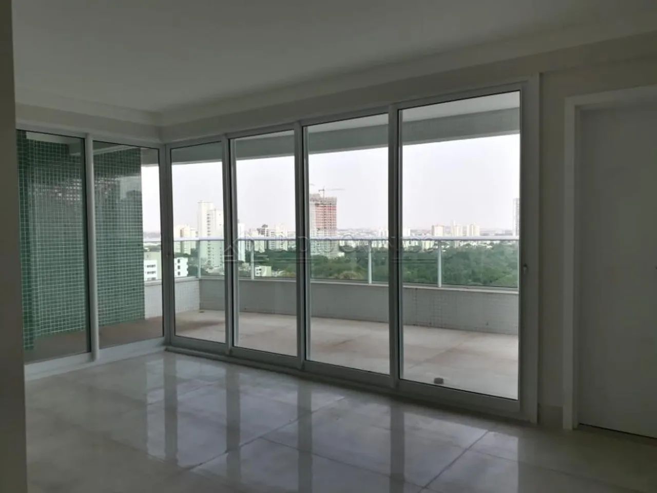 Apartamento 03 suítes | Torre John Wesley