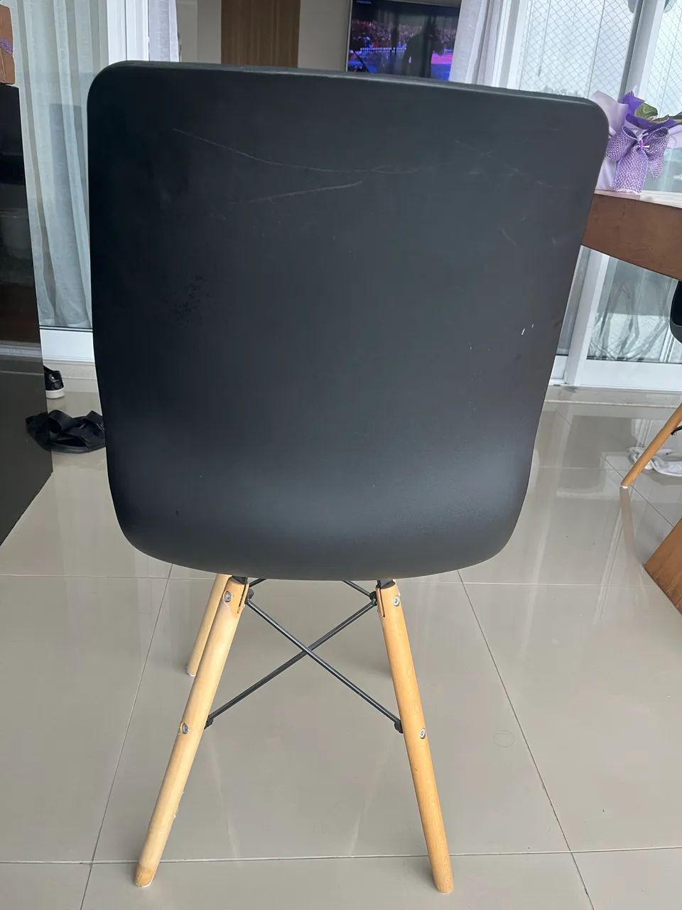 Lote Cadeira Charles Eames Eiffel Preta - Foto 2