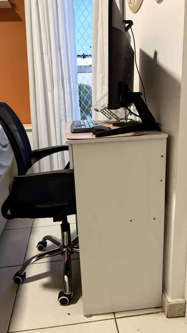 Mesa/escrivaninha/penteadeira compacta com gaveta - Foto 4