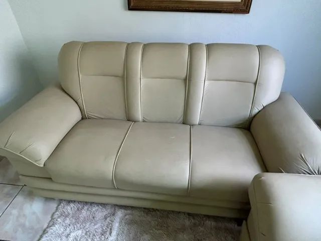 Vendo lindo conjunto de sofás de sala, 2 e 3 lugares - Foto 2