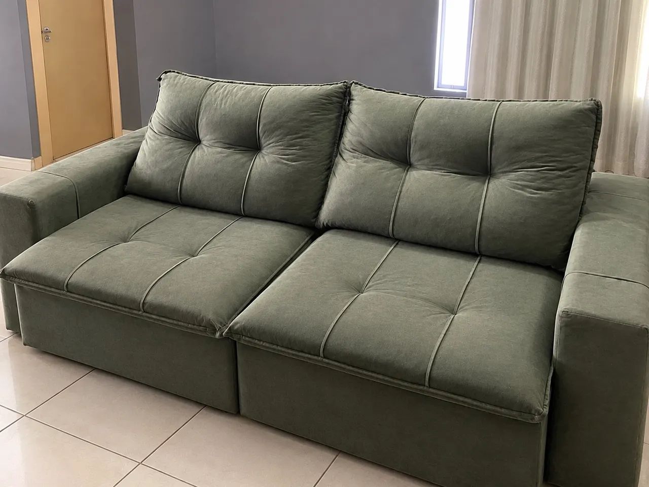 Sofá retrátil 