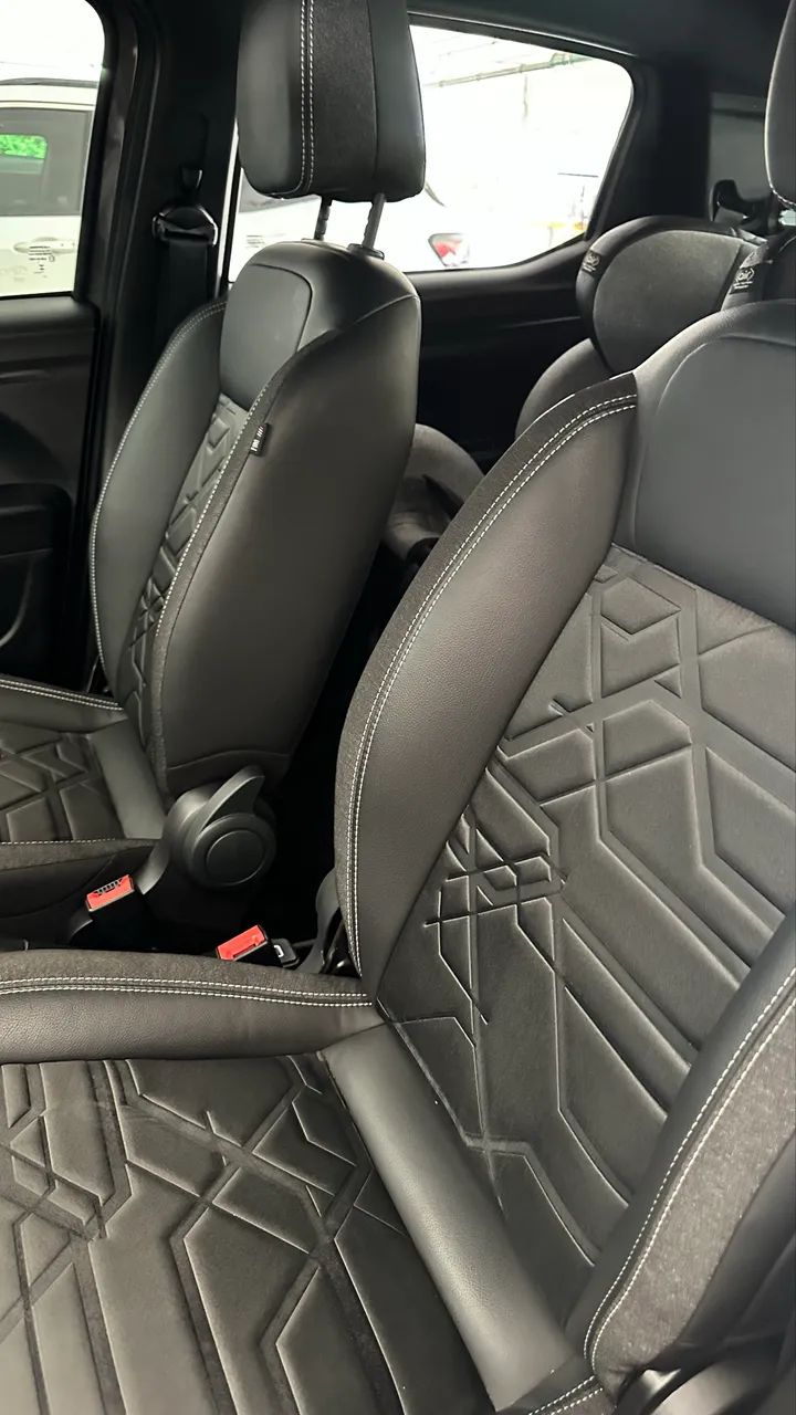 Fiat Strada Volcano 1.3 Flex 8V CD 2023 - Foto 5