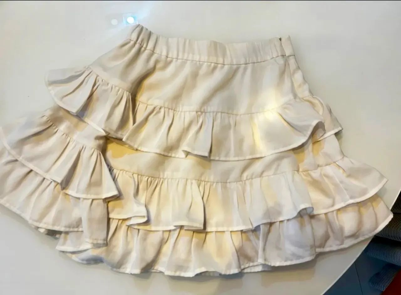 Saia branca shein 