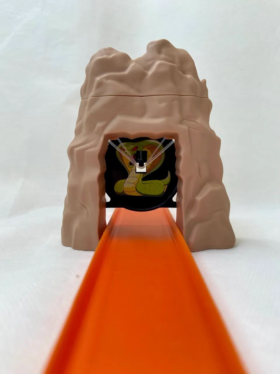 Pista HOT WHEELS - Caverna da Cobra ***SEMINOVA***