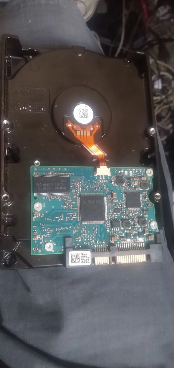 Hd 1tb hitachi defeito - Foto 3