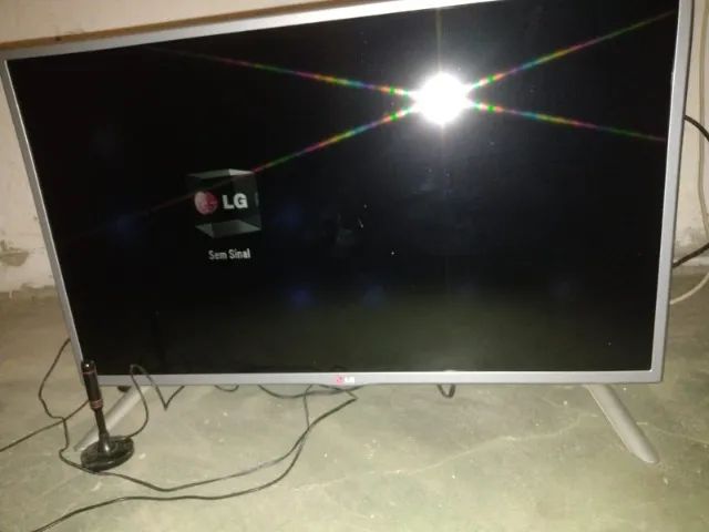 Tv led HD LG 32 polegadas nao e SMART leia anuncio!!!
